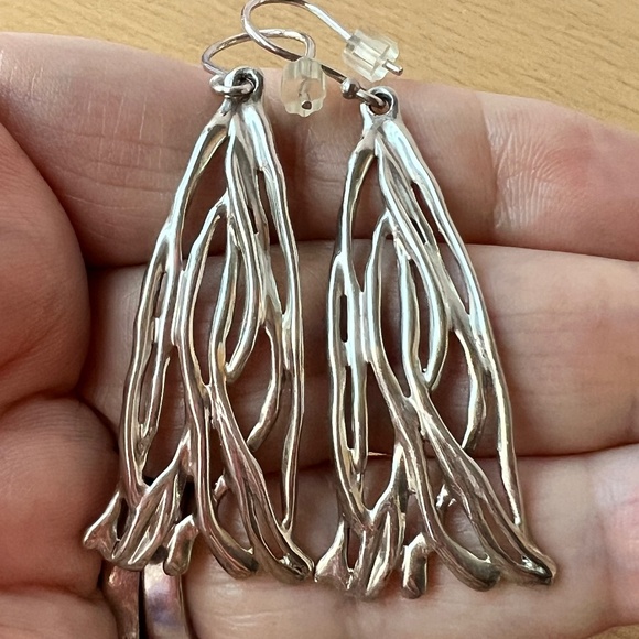 HAGIT GORALI 925 STERLING SILVER SCULPTED LONG DANGLE DROP EARRINGS BRAND NEW - Picture 1 of 16